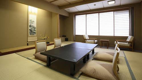 Hotel Shisuikaku Toufuya à Toyota  Extérieur photo
