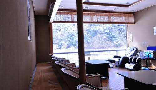 Hotel Shisuikaku Toufuya à Toyota  Extérieur photo